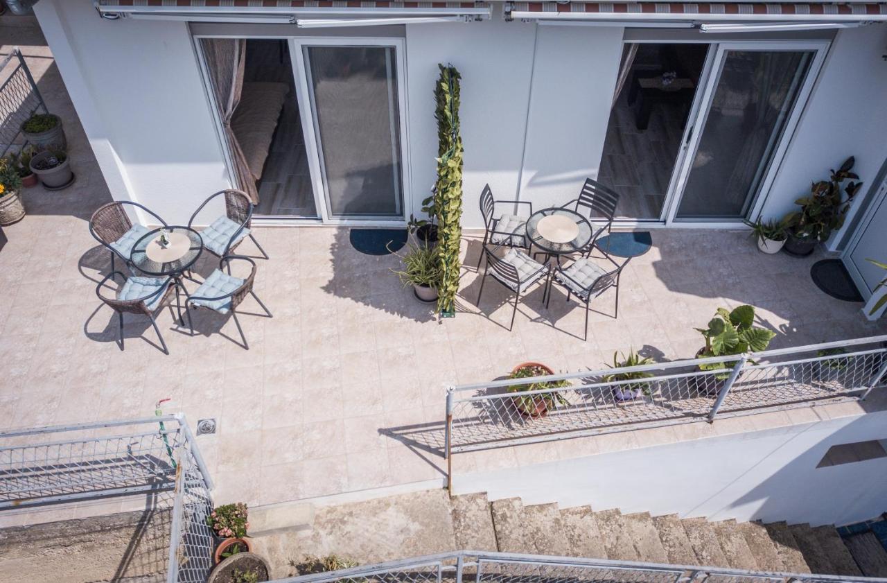 Apartments Jelena Улцинь Екстер'єр фото